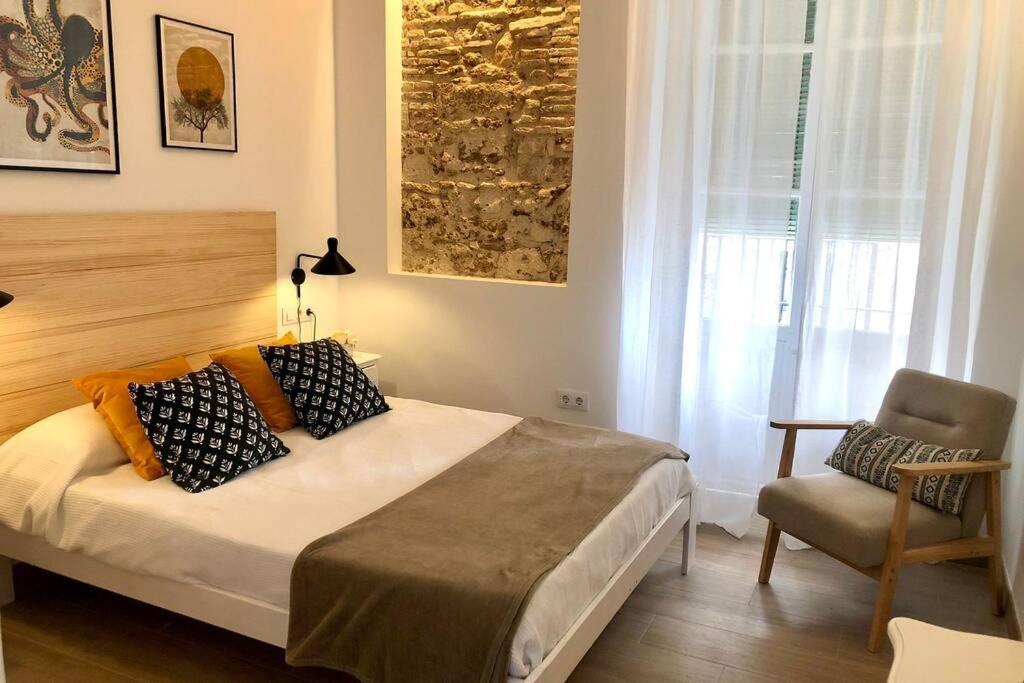 Gatu Premium Villa Libertad, Preferente Mayores De 25 Anos Y Familias Cadiz Bagian luar foto