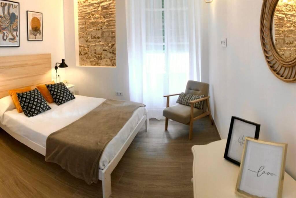 Gatu Premium Villa Libertad, Preferente Mayores De 25 Anos Y Familias Cadiz Bagian luar foto